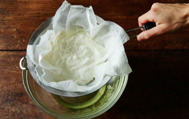 Drenando Iogurte Drenando Iogurte