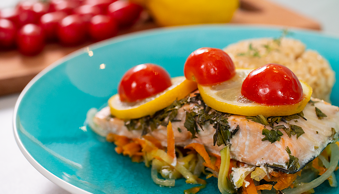 Receita de Papillote de Salmão Legumes CyberCook