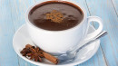 Como fazer chocolate quente: 5 receitas para preparar até no verão!