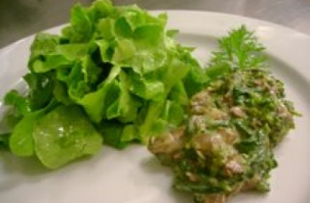 Salada Morna de Espinafre com Cogumelos e Brócolis