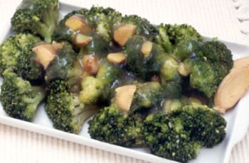 Brócolis com Molho de Soja