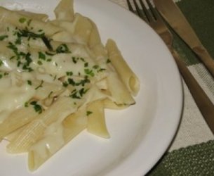Macarrão ao Molho Quatro Queijos