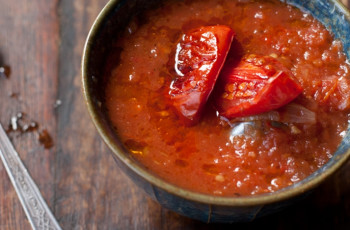 Sopa de Tomates Assados