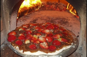 Pizza de Morango com Chocolate
