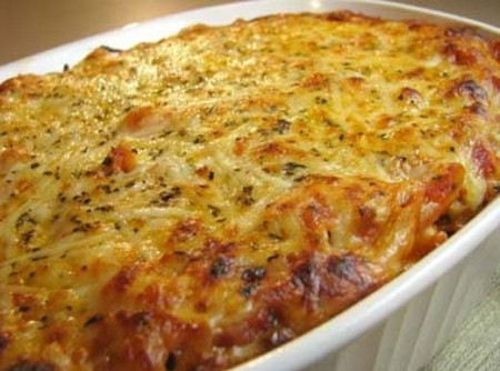 Macarrão De Forno Com Frango E Molho Branco