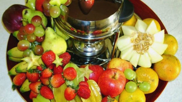 Receita De Fondue De Chocolate Com Cachaça Cybercook 