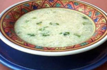Sopa Chinesa de Ovos e Milho Verde