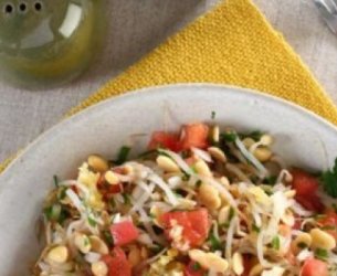 Salada de broto de feijão com soja