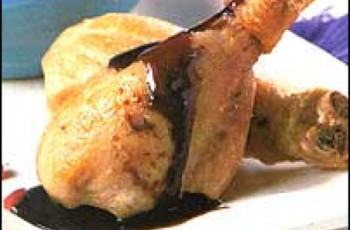 Coxa de frango com molho teriyaki