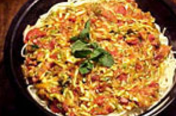 Spaghetti com zucchini alla menta