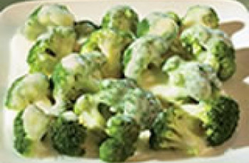 Brócolis com molho cremoso