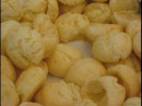 Pão de Queijo com Batatas