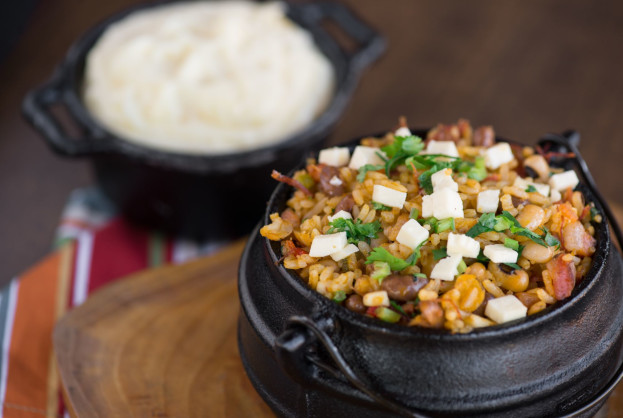 Baião de dois com feijão comum Baião de dois com feijão comum