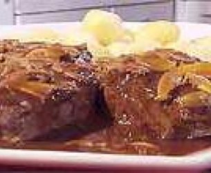 Bife de Filé Mignon ao Molho Madeira