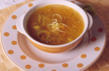Sopa de Alho-Poró e Batatas
