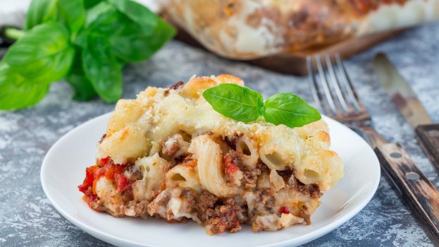 Macarrão de Forno com Carne Moída e Presunto