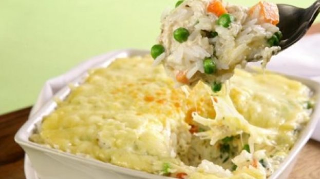 Arroz de Forno com Cenoura e Ervilha Arroz de Forno com Cenoura e Ervilha