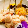 Queijo de Qualho com Geléia de Abacaxi