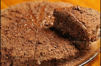 Torta de Chocolate com Recheio de Brigadeiro