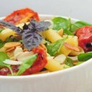 Salada Morna de Penne, Rúcula e Tomate Seco