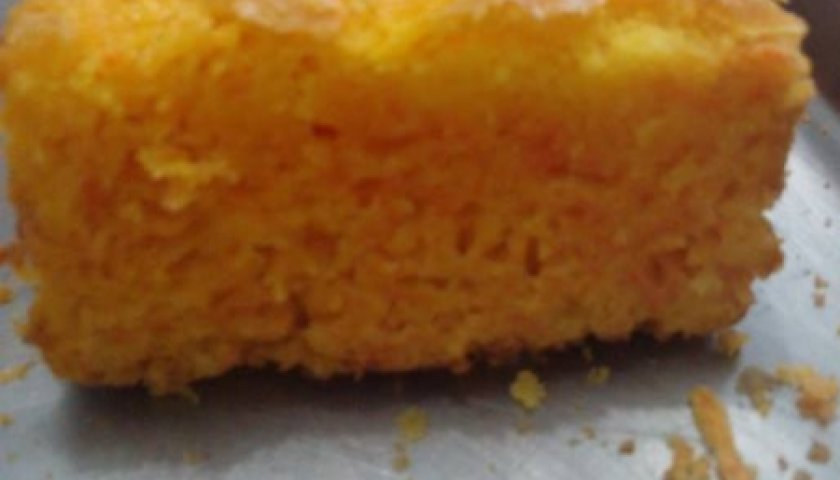 Bolo de cenoura sem glúten Bolo de cenoura sem glúten