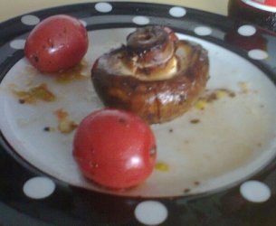 Espetinho de Cogumelo Paris com Tomate Cereja