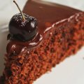 Bolo de Chocolate sem Farinha com Cobertura