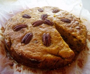 Bolo de Cenoura com Nozes