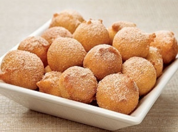 Bolinho de Chuva com Raspas de Limão