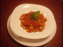 Gnocchi de ricota com berinjela ao molho de tomate