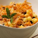 Salada de Cenoura, Abacaxi, Passas e Gergelim