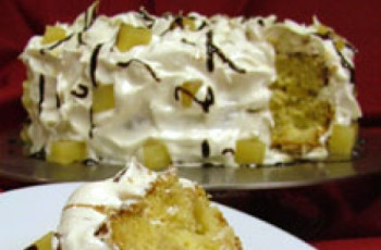 Torta de Abacaxi com Marshmallow