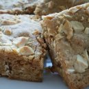 Blondies de Limão Siciliano e Chocolate Branco