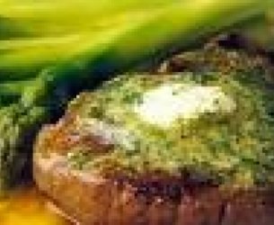 Filé grelhado com manteiga e ervas de limão