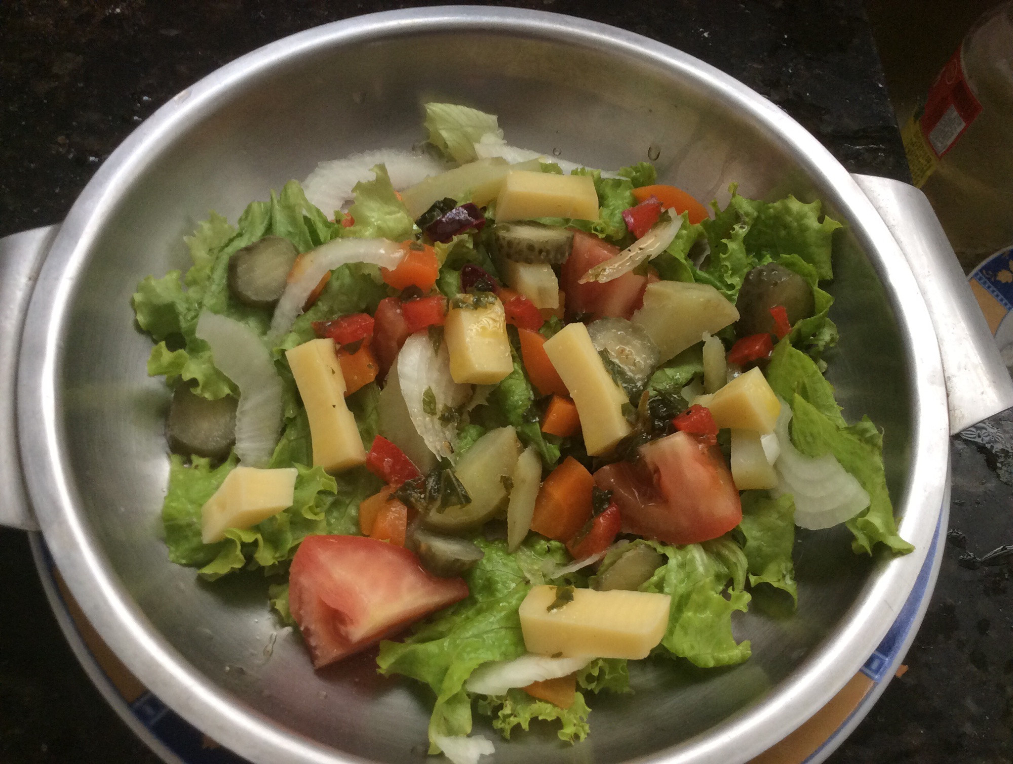 Receita de Salada de Alface com queijo | CyberCook