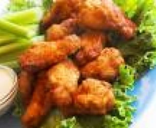 Asas de frango crocantes by k&m