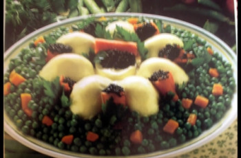 Salada de Ovos com Ervilhas