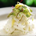 Talharim de pupunha com parmesão e azeite de trufa