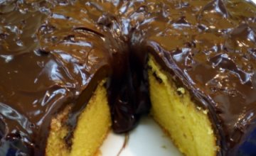 Bolo De Cenoura Com Chocolate Meio Amargo