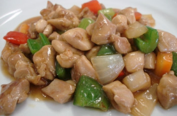 Frango Xadrez com Legumes