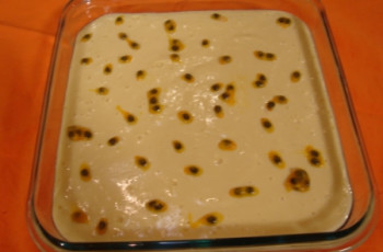 Mousse de Maracujá com Iogurte