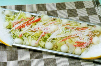 Salada de Kani com Melão