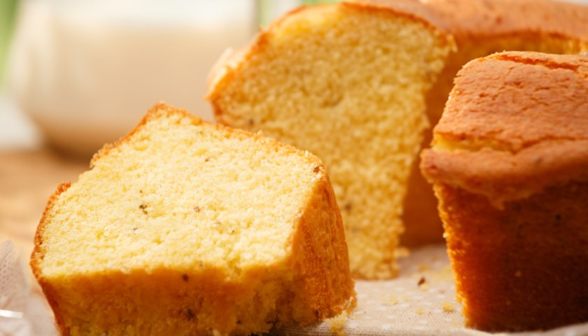 Bolo de milho fácil de liquidificador Bolo de milho fácil de liquidificador