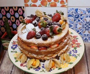 Naked Cake