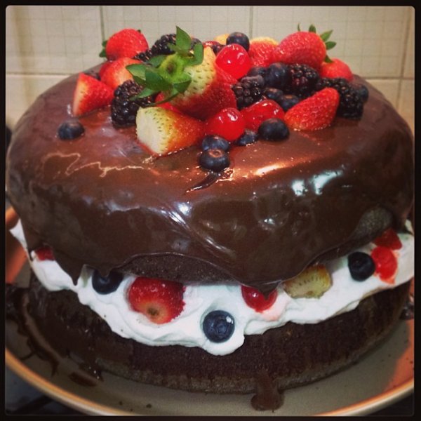 Naked Cake De Chocolate Com Frutas Vermelhas Receitas CyberCook