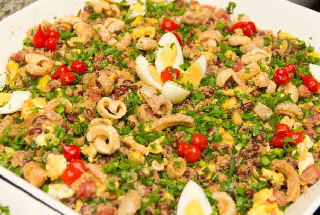 Feijão tropeiro vegano Feijão tropeiro vegano