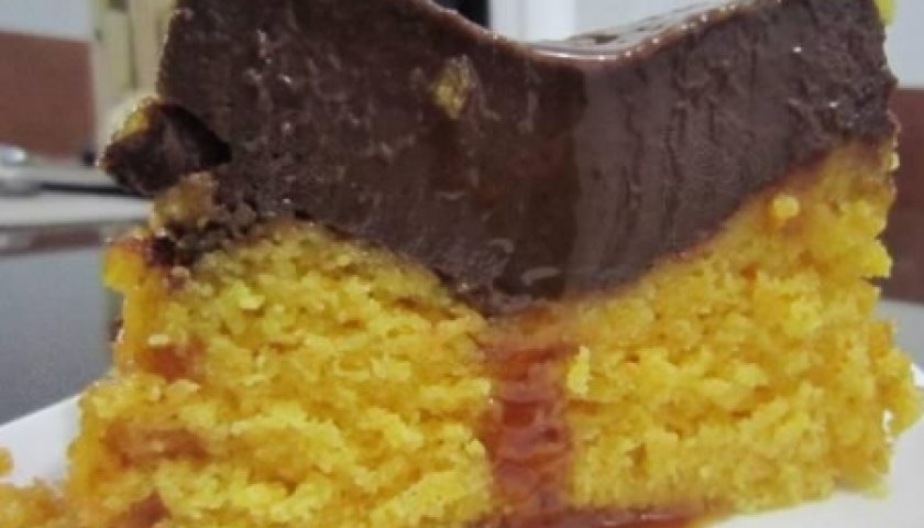 Bolo de cenoura com pudim de chocolate Bolo de cenoura com pudim de chocolate