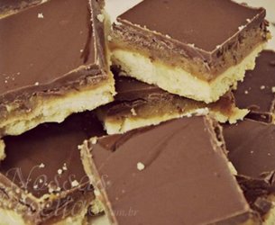 Biscoito de Caramelo e Chocolate