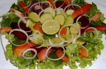 Salada de Abobrinha com beterraba