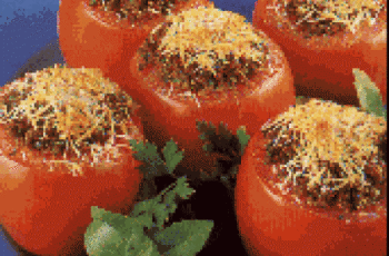 Tomates Recheados com Carne Moída